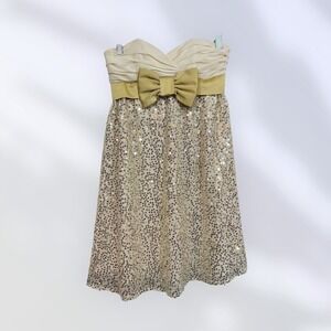Betsey Johnson Sz 2 Gold/Cream Sweetheart Neck Sequined Party Prom Ball Dress